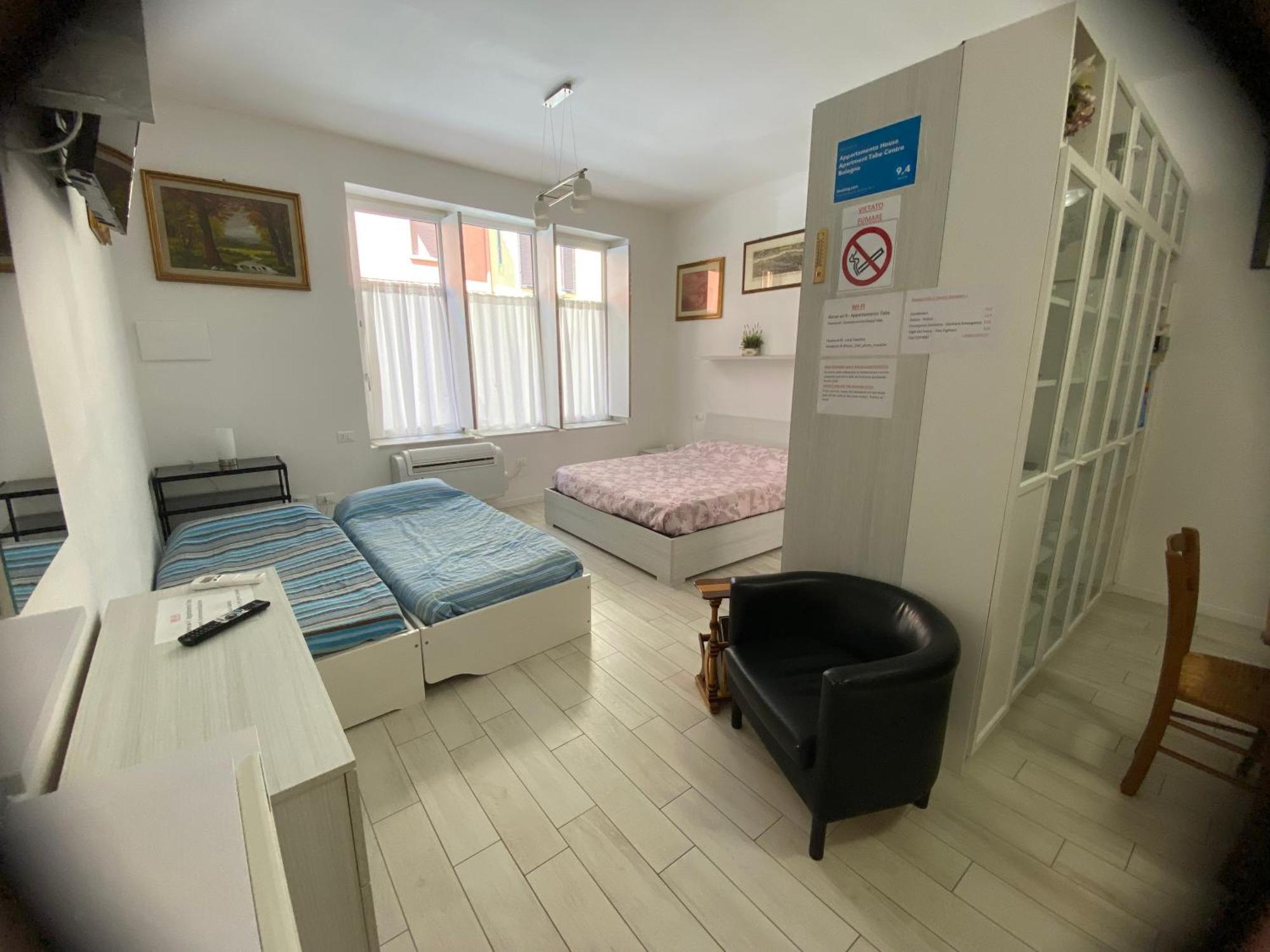 Appartamento House Apartment Tabe Centro 博洛尼亚 外观 照片